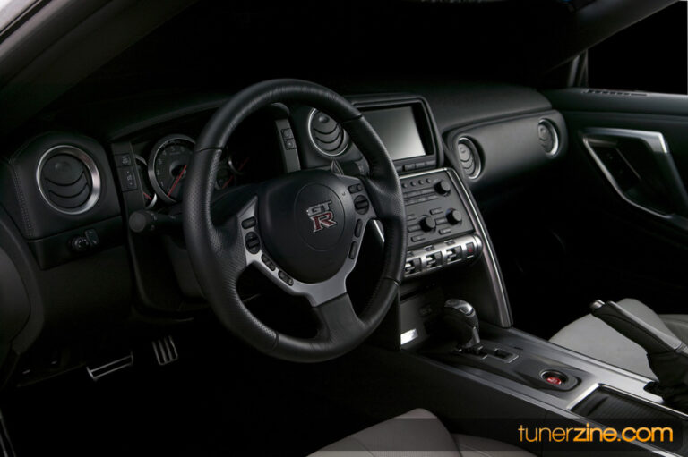 2009 Nissan GT-R Comes To North America