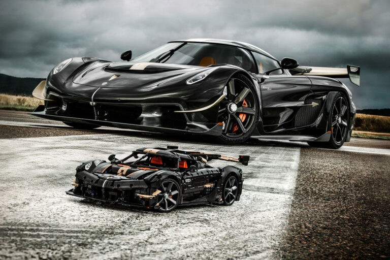 LEGO Technic Reveals Koenigsegg Sadair's Spear Megacar