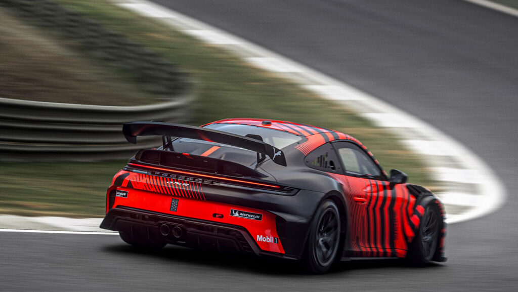 Porsche Reveals 911 GT4 R Customer Race Car