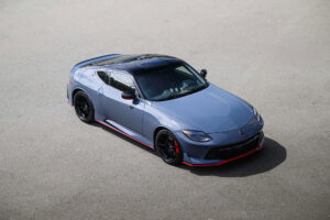 The 2027 Nissan Z NISMO with its new six-speed manual transmission | Image: Nissan