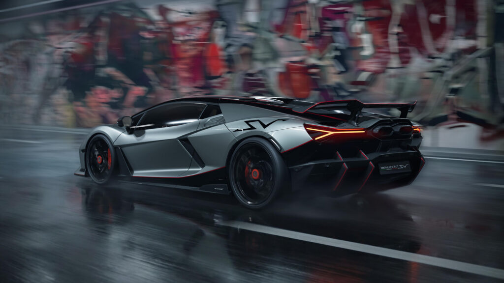 Lamborghini Revuelto SV