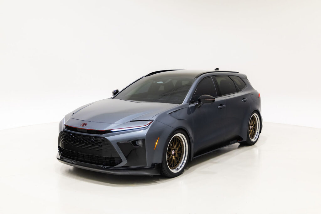 Toyota Crown Signia GT-S Concept Drops Five Inches for SEMA